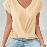 Elena | Top med V-udskæring og knapdetalje